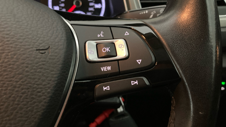 Volkswagen T-Roc 1.0 TSI SE 5dr Petrol Hatchback